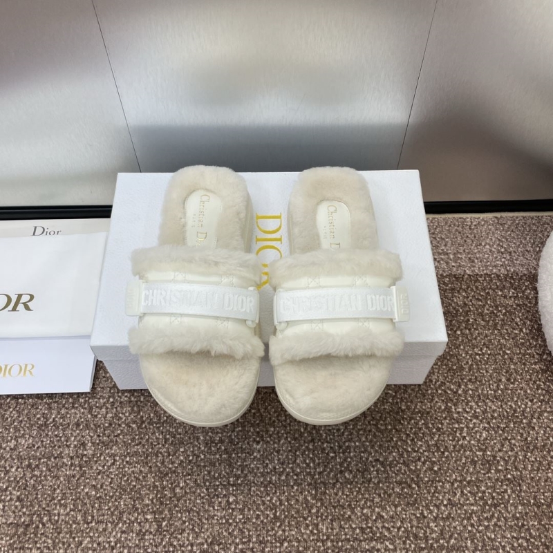 ch**an D*or slippers